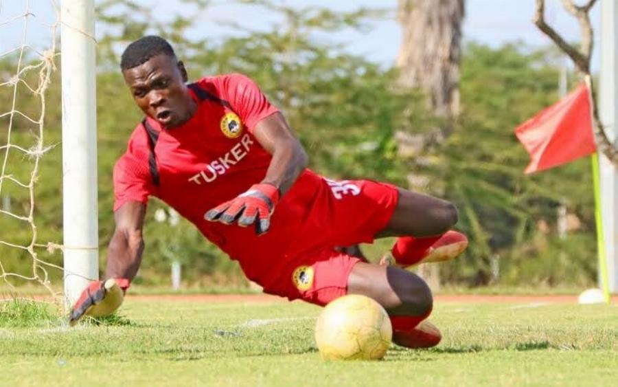 Σάλος με βίντεο στο οποίο τερματοφύλακας στήνει αγώνες