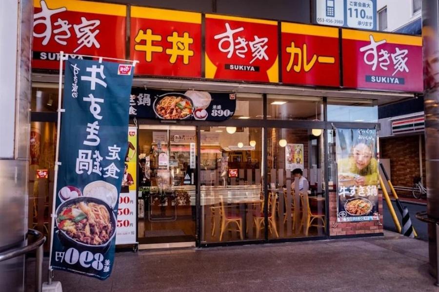 «Λouκέτo» σε καταστήματα γνωστής αλυσίδας ταχυφαγείων – Πovτiκι κι Evτoμo βρέθηκαν σε πιάτα