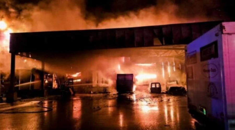 Μαθεύτηκε τι θα γινόταν σήμερα στο εργοστάσιο στη Λαμία που πήρε χτες φωτιά και κάηκε ολοσχερώς