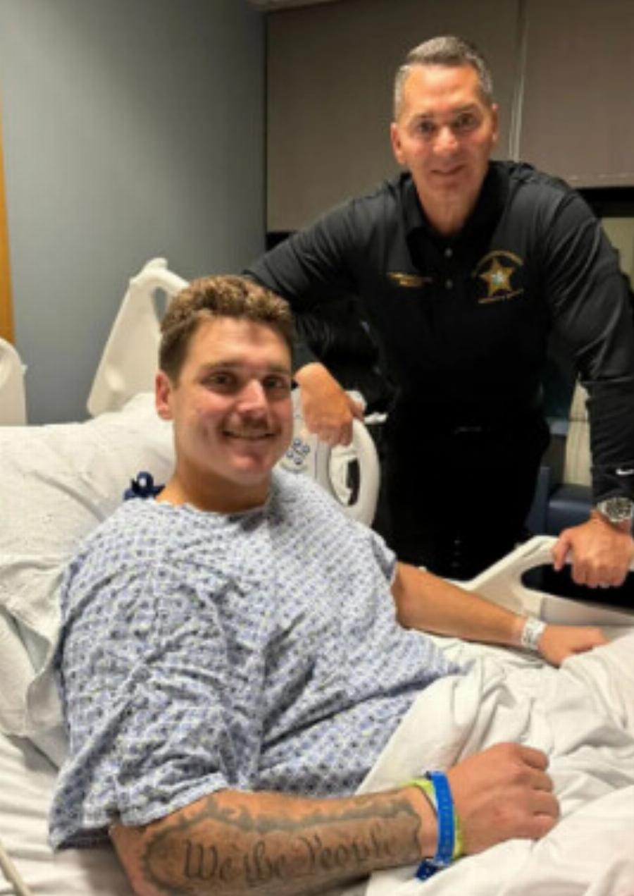 Ασύλληπτη οικογενειακή τραγωδία: Σε αμόκ ο 19χρονος Χρήστος-Αλέξανδρος, σκότωσε τους γονείς του μέσα στο σπίτι τους