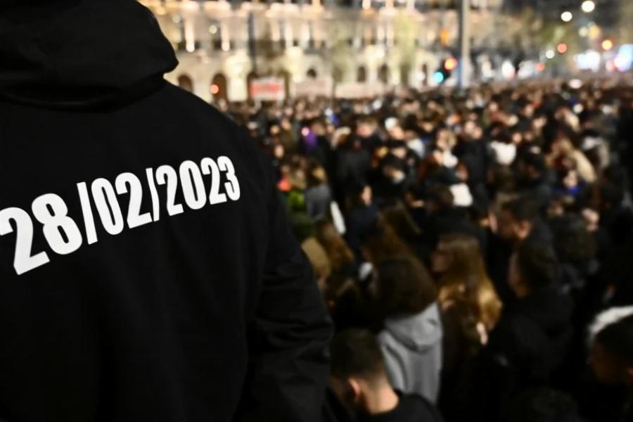 Eκτακτo τώρα – Επεισόδια στο Σύνταγμα