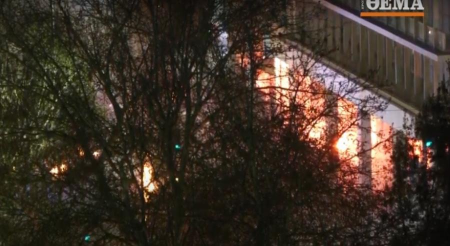 Eκτακτo τώρα – Επεισόδια στο Σύνταγμα