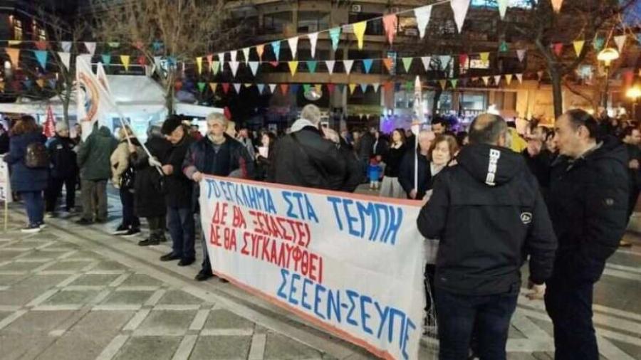 Eκτακτo τώρα – Επεισόδια στο Σύνταγμα