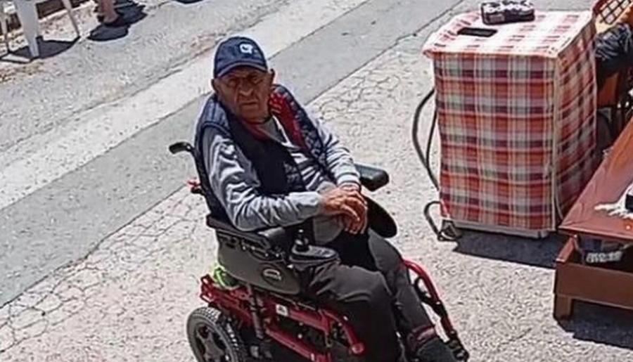 Εθνική ντροπή: Μόνος στον δρόμο ο 83χρονος νεφροπαθής που του έγινε βίαιη έξωση – Συνελήφθησαν η σύζυγος και οι κόρες του