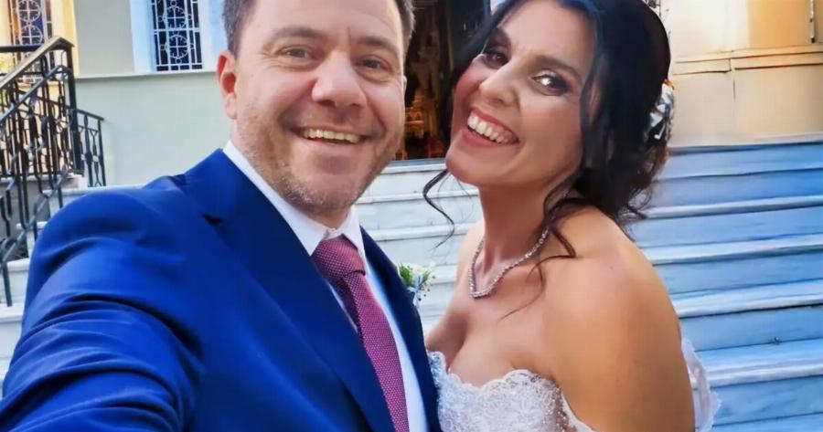 Παντρεύτηκε ο Ευτύχης Μπλέτσας: Η πρώτη φωτογραφία του γαμπρού και της εντυπωσιακής νύφης