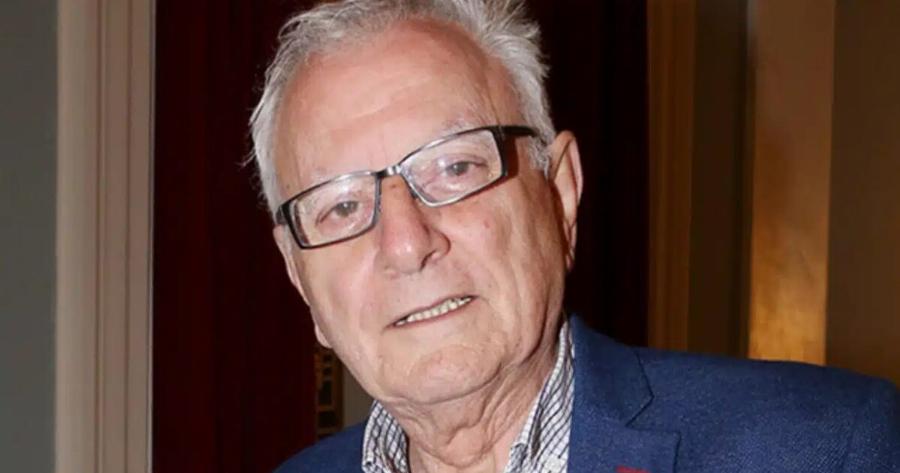 «Ο Κώστας Χαρδαβέλλας δεν έφυγε από τον καρκίνο» – Τι αποκαλύπτει η σύζυγός του, Μαρία Παναγοπούλου