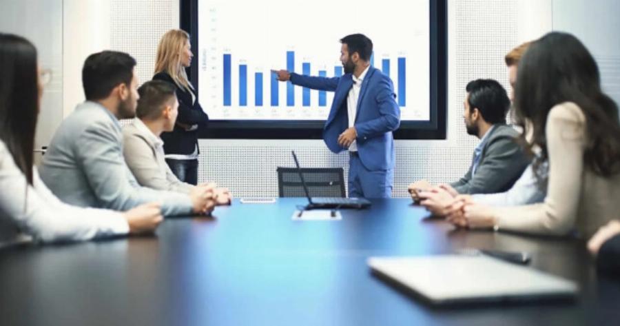 Δουλεύουν 6 ώρες αλλά πληρώνονται για 8ωρο: Αυτή είναι η πρώτη εταιρεία που εφάρμοσε την 6ωρη εργασία στην Ελλάδα