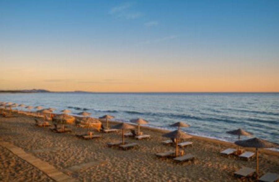 Η Μύκονος της Πελοποννήσου: Φθηνές τιμές, θάλασσες-λάδι, πας με 40€ βενζίνη & κάνεις τις διακοπές της ζωής σου