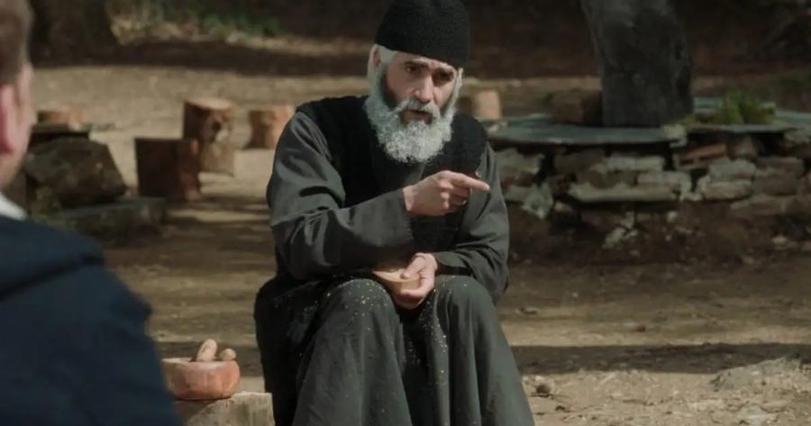 Άγιος Παΐσιος – Από τα Φάρασα στον Ουρανό: Καρέ καρέ η «μεταμόρφωση» του Προκόπη Αγαθοκλέους στον ρόλο του