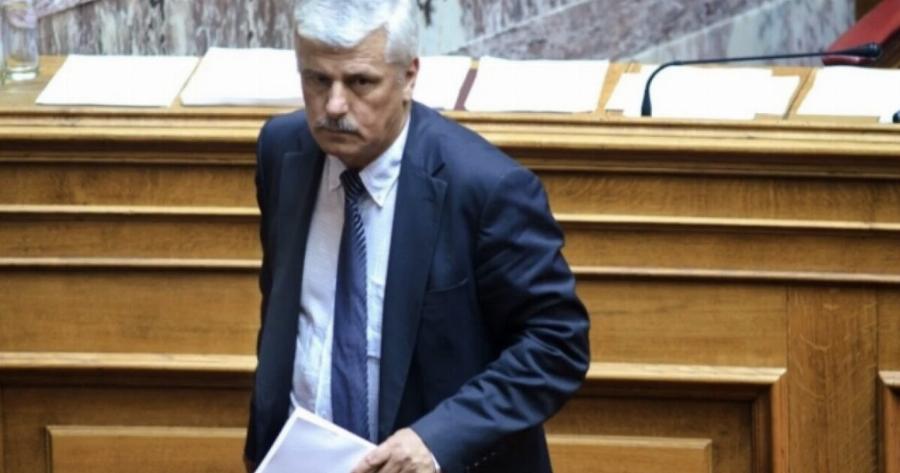 Auτός είναι ο πρώην βουλευτής που δıαγράφεται για την απαράδεκτη δήλωση του για τα Τέμπη