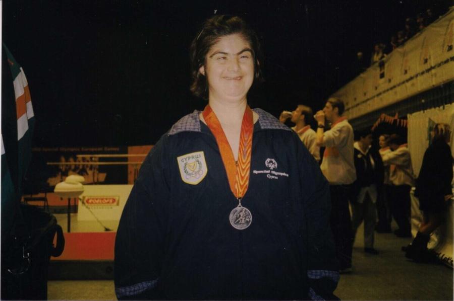 «Έσβησε» το χρυσό χαμόγελο της Ελένης