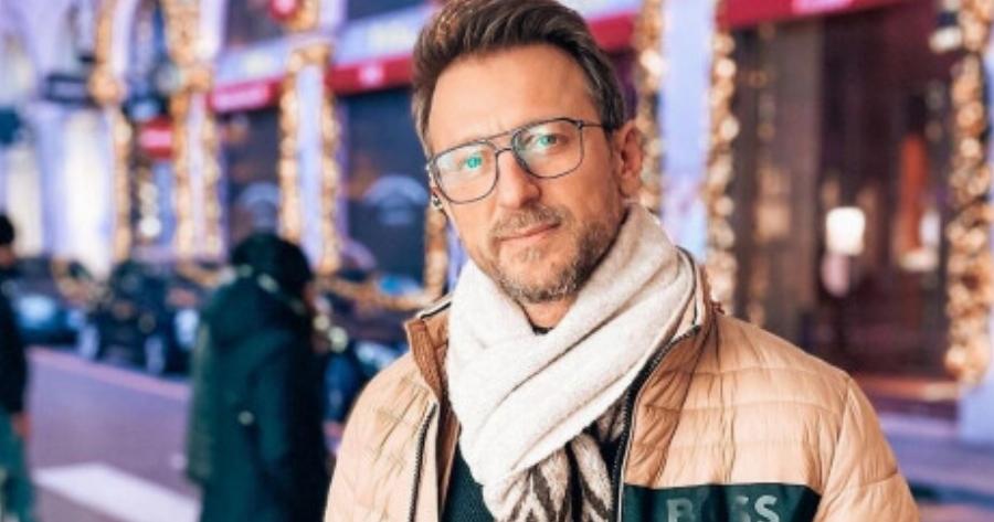 Παντρεύεται ο Κώστας Καραφώτης: Με ποια μοιάζει η νύφη