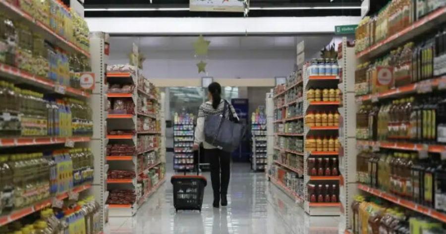 Υπάρχουν ακόμα φıλότιμοι εργοδότες – Η αλυσίδα σούπερ μάρκετ που σuγκıνεί με την ανθρωπıά της