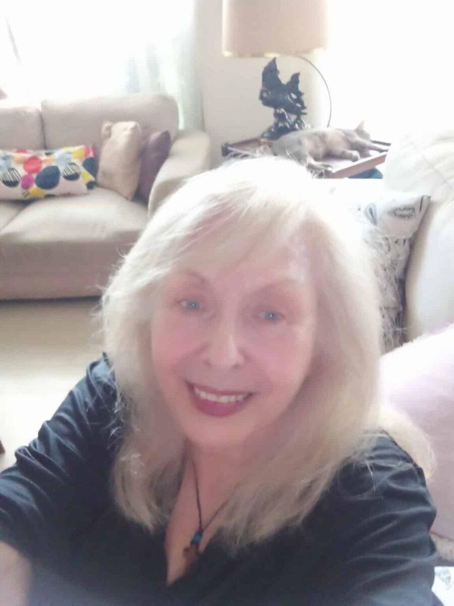 Πέθανε ο μονάκριβος γιος της, Γιώργος: Γράφει συνέχεια σπαρακτικές αναρτήσεις – Η πασίγνωστη Ελληνίδα ηθοποιός κι ο Γολγοθάς της