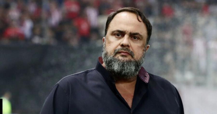 Έχει μεγάλη σημασία, το δείχνει 1η φορά: Οι 6 λέξεις που βάρεσε τατουάζ στο χέρι του ο Βαγγέλης Μαρινάκης