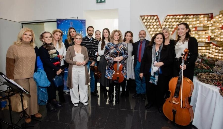 Ξανθιά, γαλαζομάτα και κλώνος της Τατιάνας: Η νέα γυναίκα στο πλάι του Νικόλαου Ντε Γκρες είναι η πρώην του Νίνο