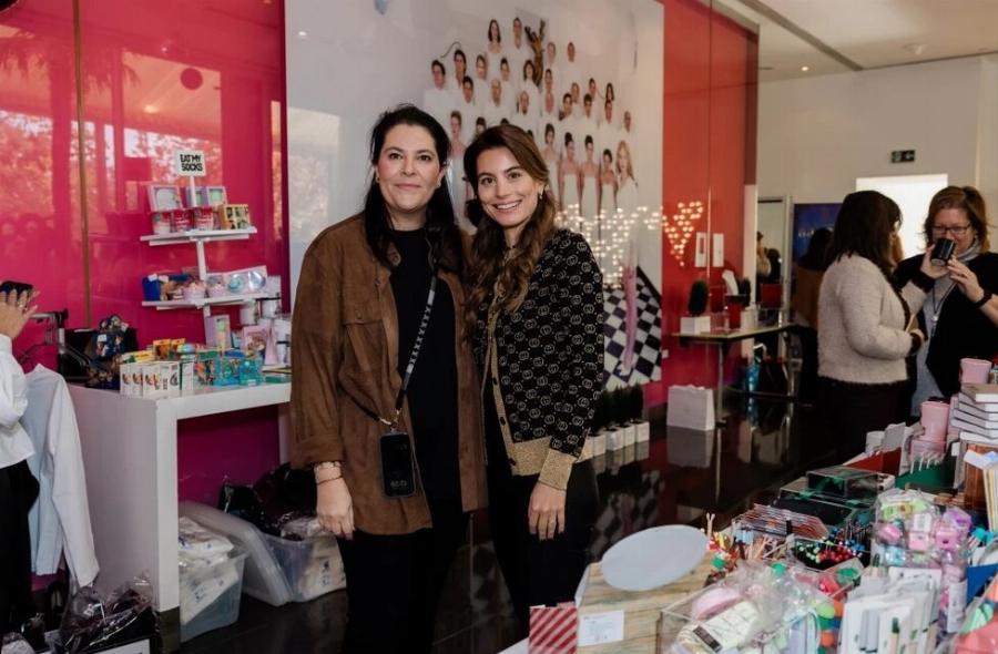 Ξανθιά, γαλαζομάτα και κλώνος της Τατιάνας: Η νέα γυναίκα στο πλάι του Νικόλαου Ντε Γκρες είναι η πρώην του Νίνο