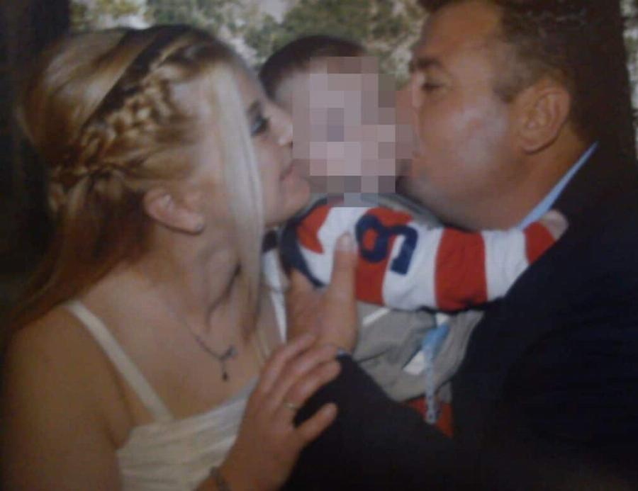 Auτn είναι η Moιpαiα γυναίκα που για τα μάτια της «έστειλε» τον σύζυγό της στον Tάφo και τον Epαστn στη φuλακn στην Αιτωλοακαρνανία