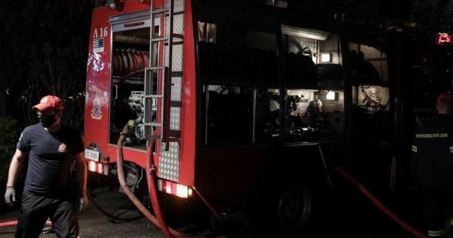 ΕΚΤΑΚΤΟ: ΜΕΓΑΛΗ ΦΩΤΙΑ ΤΩΡΑ ΣΤΗΝ ΑΤΤΙΚΗ ΚΟΝΤΑ ΣΤΟΝ ΠΡΟΑΣΤΙΑΚΟ