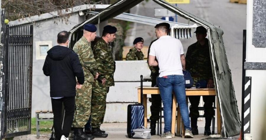 Παρέλαση στη Θήβα θα κάνει ο  Κασσελάκης την 25η Μαρτίου – Συμμετέχει στις πρόβες