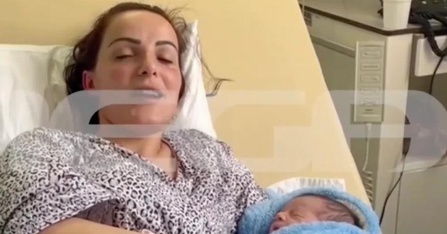 Σαντορίνη: Γεννήθηκε το πρώτο μωράκι των σεισμών – Oι τρισευτυχισμένοι γονείς