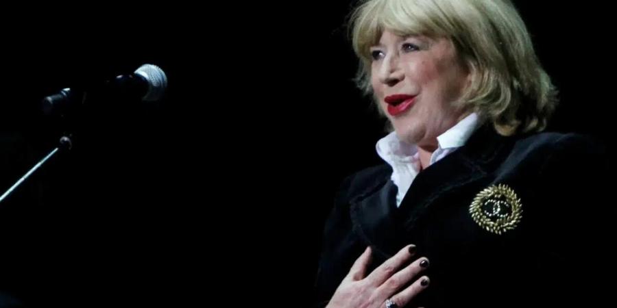 Παγκόσμια θλiψη: Έφυγε από τη ζωή πασίγνωστη ηθοποιός και τραγουδίστρια