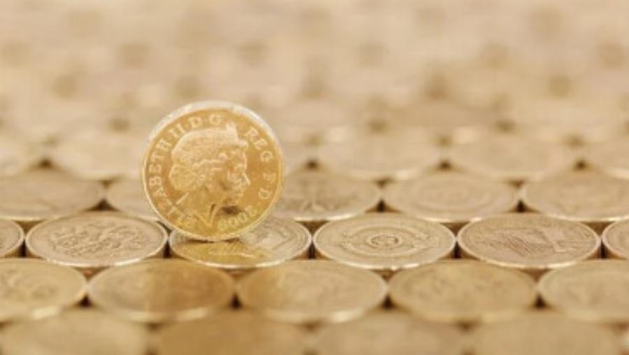 Πριν 1 ώρα «έσκασε» το καλό: Τρέχουν και βγάζουν τις λίρες από συρτάρια και μπαούλα οι Έλληνες – Τι έχει συμβεί