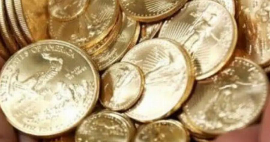 Πριν 1 ώρα «έσκασε» το καλό: Τρέχουν και βγάζουν τις λίρες από συρτάρια και μπαούλα οι Έλληνες – Τι έχει συμβεί