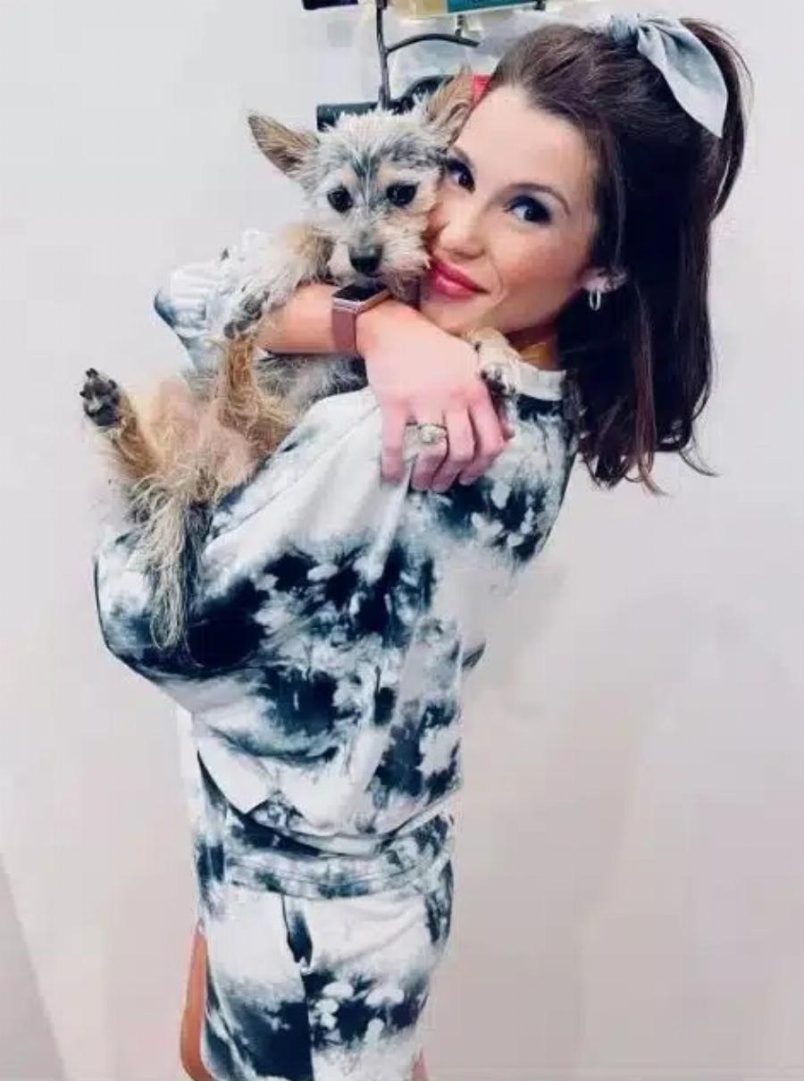 Πέθαvε γνωστή παρουσιάστρια