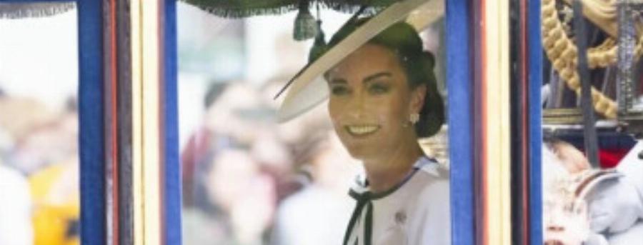 Φορούσε περούκα, την έβαφαν 2 ώρες: Μαθεύτηκε η αλήθεια για την Κέιτ, το δράμα πίσω από τα χαμόγελα στην 1η εμφάνιση