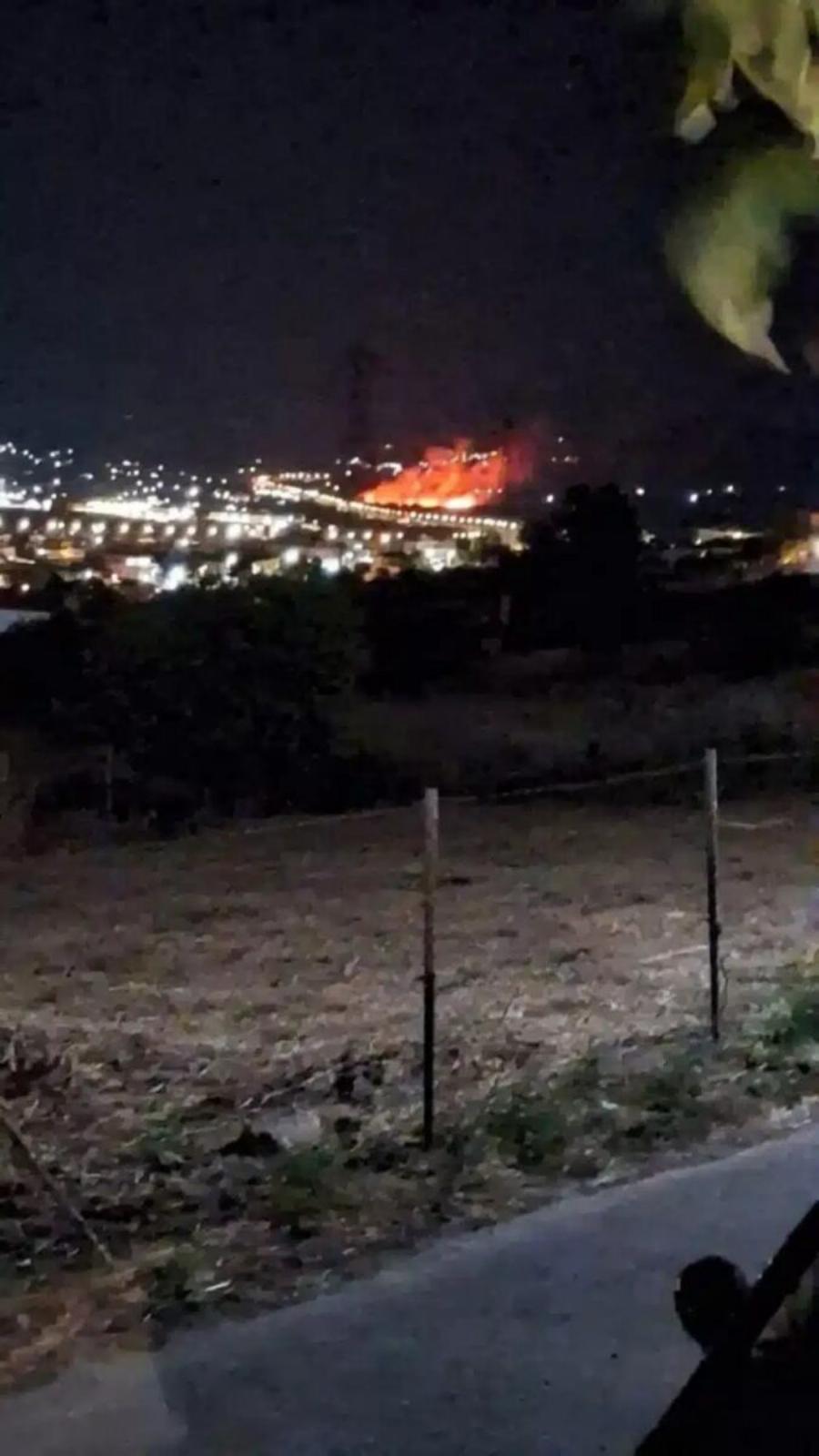 ΦΩΤΙΑ ΤΩΡΑ ΣΤΗΝ ΑΤΤΙΚΗ ΜΕΣΑ ΣΤΗ ΝΥΧΤΑ – ΣYNAΓEPMOΣ ΣΤΗΝ ΠΥΡΟΣΒΕΣΤΙΚΗ