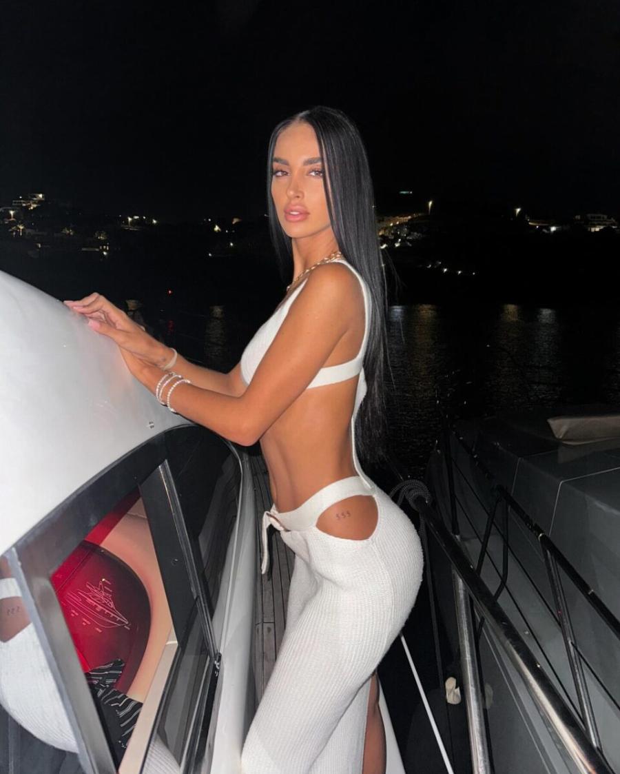 Από την Πάτρα και το Power of Love, πολίτης του κόσμου σε Μύκονο και Ντουμπάι