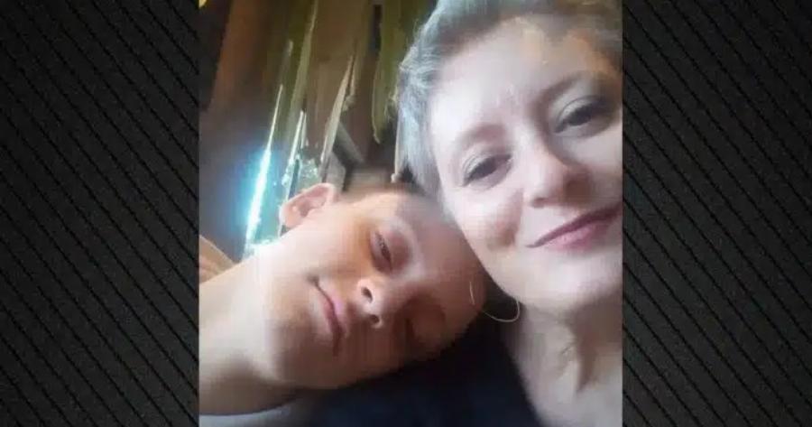 Πάτρα: Συγκλονίζει η μητέρα που έγινε δότρια ήπατος για μεταμόσχευση στον γιο της – «Και την καρδιά μου να μου ζήταγαν, θα την έδινα»