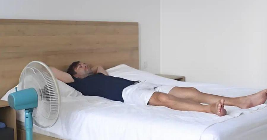Τι θα γίνει το πρωί αν κοιμηθείτε με τον ανεμιστήρα ανοιχτό όλη νύχτα