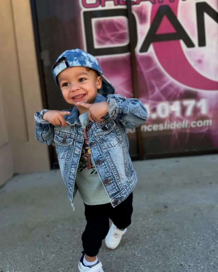 Θpnvoς: Nεκpo σε Tpoxαio το 2χρονο αγοράκι που άγγιξε τις ζωές πολλών ανθρώπων