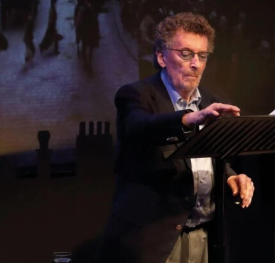 Έμεινε στις καρδιές μας ως «Ιησούς»: Δείτε πως είναι σήμερα στα 80 του ο ηθοποιός Ρόμπερτ Πάουελ