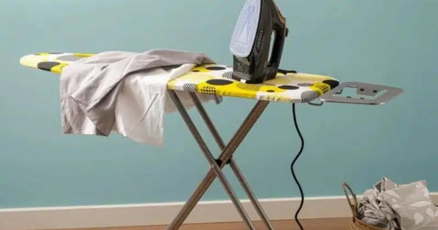 Γυναίκα παρήγγειλε από το διαδίκτυο σιδερώστρα και δεν μπορούσε να πιστέψει αυτό που παρέλαβε