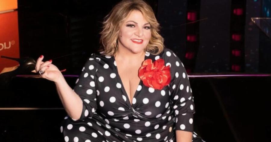 “Είσαι η νο1”: Η Βίκυ Σταυροπούλου με μαγιό που κολακεύει κάθε σιλουέτα είναι η influencer που θα θέλαμε να έχουμε