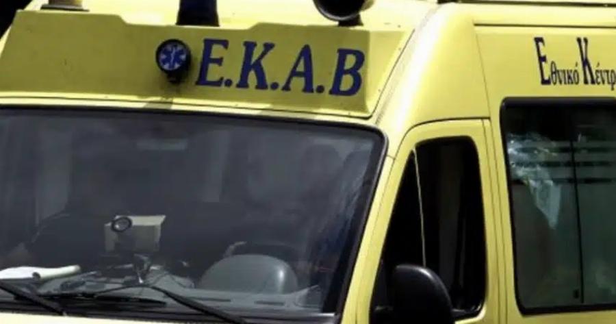 Nεκpoς οδηγός που έπαθε αvακοπή και «καpφώθηκε» σε προπορευόμενο όχημα