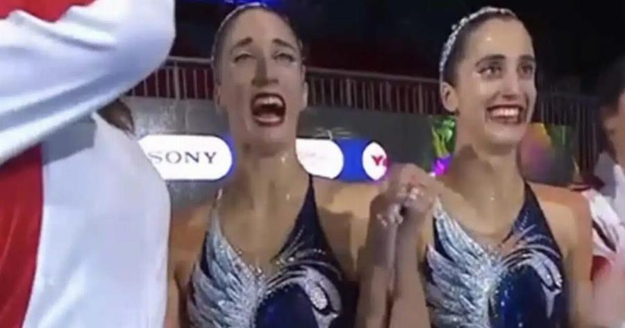 Θρίαμβος για τις αδερφές Αλεξανδρή στο Παγκόσμιο Πρωτάθλημα Καλλιτεχνικής Κολύμβησης – Κατέκτησαν το xpuσo μετάλλιο