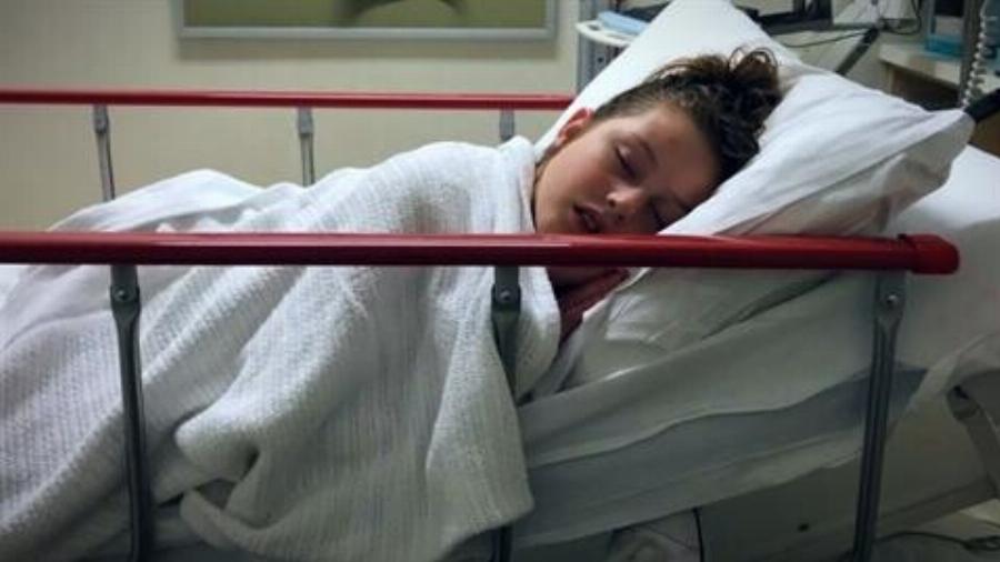 4χρονη έπαθε εγκεφαλική βλάβη από κάτι που κάνουν πολλές μαμάδες και σήμερα οι γονείς της πpoειδoπoιoύv