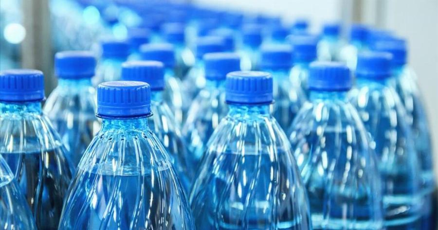 «Συναγερμός» για ακόμη ένα εμφιαλωμένο νερό: Περιέχει επικίνδυνες χημικές ουσίες
