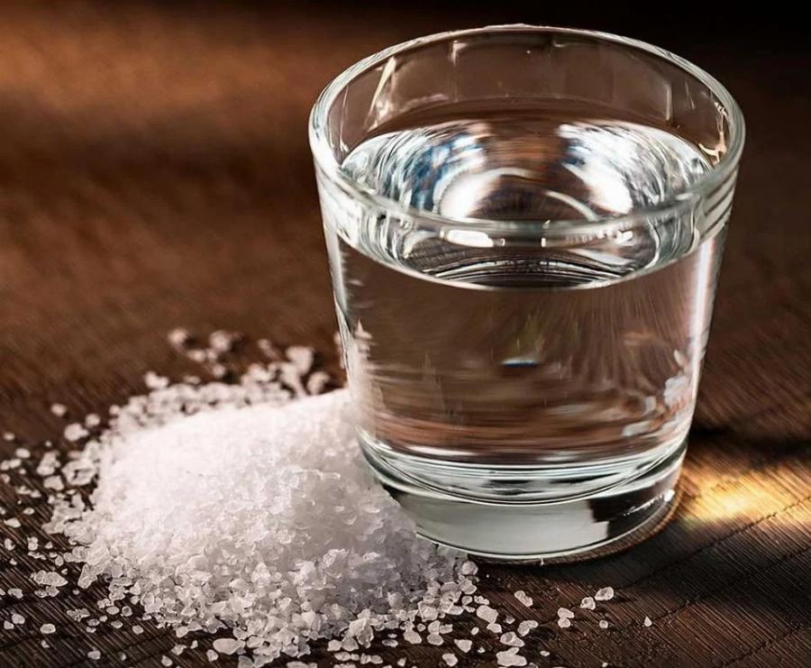 Ανακατέψτε ξίδι κι αλάτι σε ένα ποτήρι, αφήστε το στο δωμάτιο που πάντα είστε και δείτε τι εκπληκτικό θα συμβεί