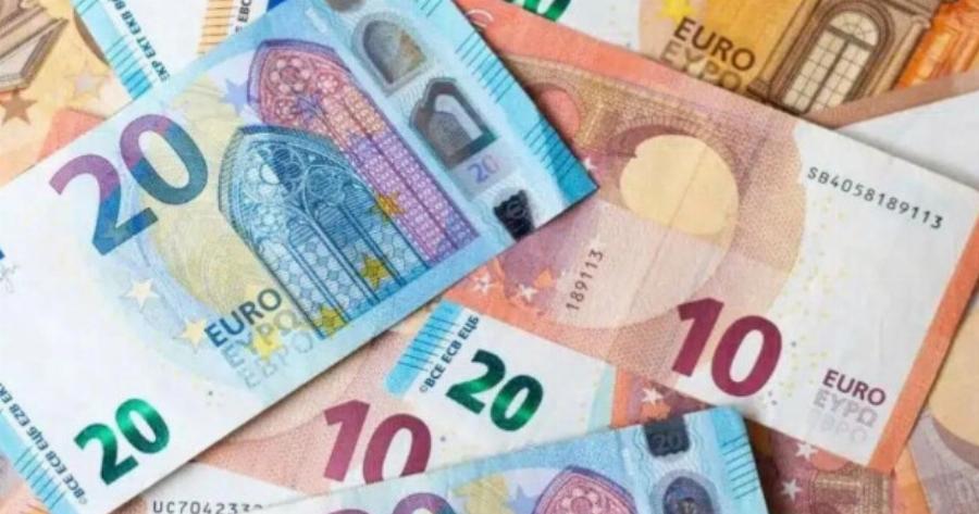 ΟΠΕΚΑ: Με κλήρωση 700 και 1.000 ευρώ σε μητέρες – Ξεκινούν στα ΚΕΠ οι αιτήσεις