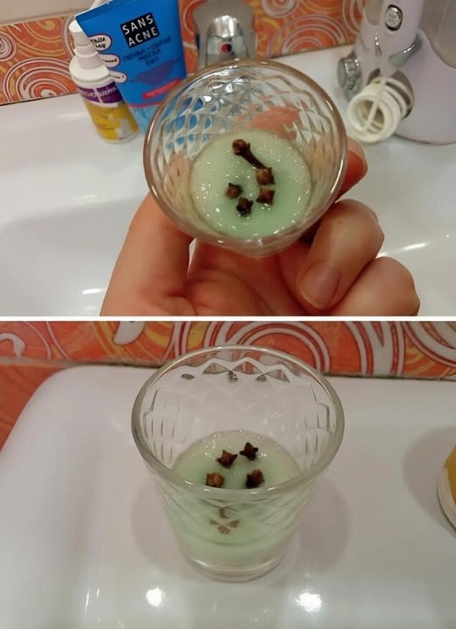 Στο μπάνιο της φίλης μου παρατήρησα αυτό το ποτήρι με αλάτι και γαρίφαλα: αποδείχτηκε ότι είναι για…