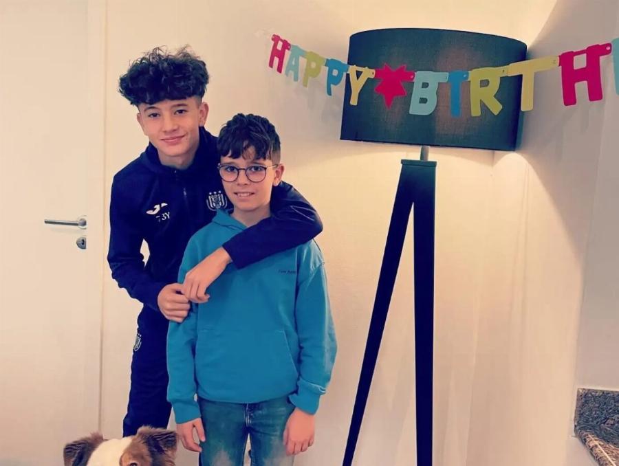 Καρέτσας: Οι ευτυχισμένες οικογενειακές στιγμές του 17χρονου νέου ταλέντου της Εθνικής Ελλάδας κι η στήριξη των γονιών του