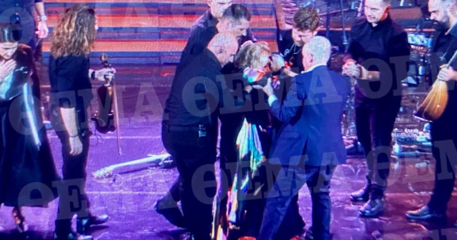 Μαρινέλλα: «Εγώ κι εσύ, Θεέ μου, μας έμαθες εσύ τόσο πολύ να αγαπάμε»… και κατέρρευσε στη σκηνή του Ηρωδείου