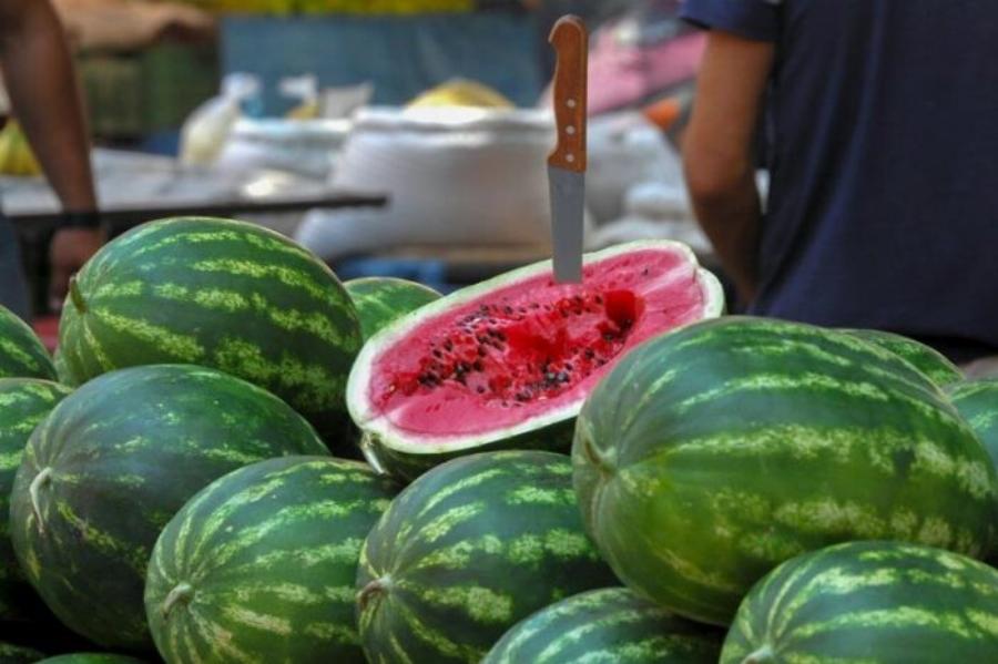 Τα ξέρουν μόνο οι μανάβηδες: Τα μυστικά για να διαλέξεις το καλύτερο καρπούζι
