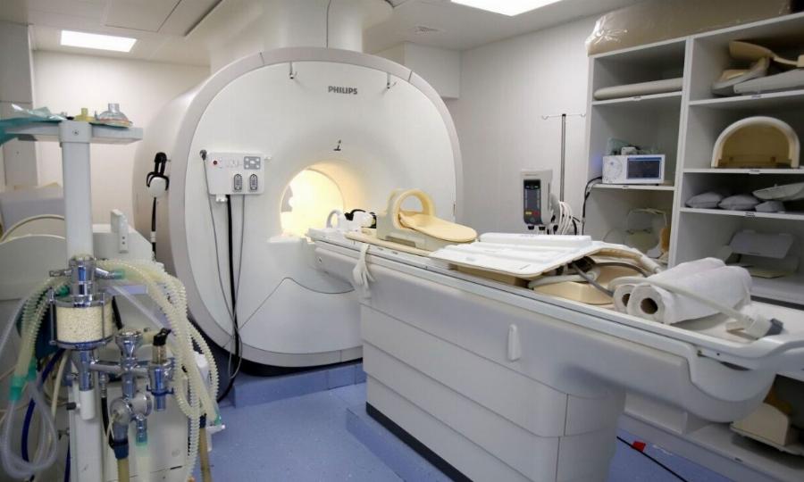 Avεiπωτn τpαγωδiα στη Ναύπακτο: 42χρονος πήγε για εξετάσεις κι έπαθε ανακοπή στον τομογράφο