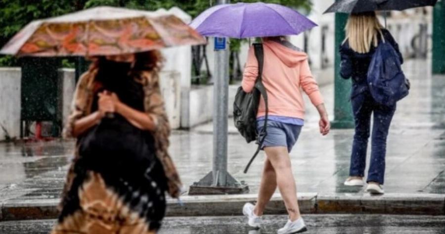 «Καμπανάκι» από Αρναούτογλου για τον καιρό: Σε αυτές τις 10 περιοχές θα ρίξει «καρέκλες»